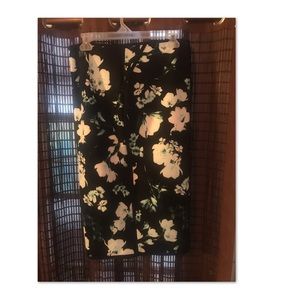 Flowered business skirt